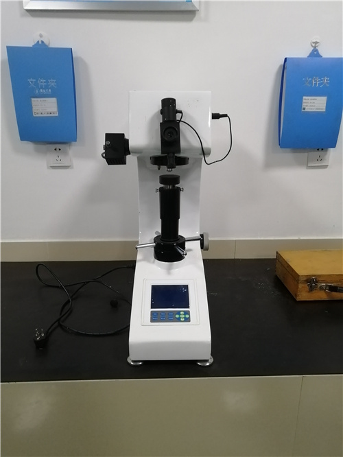 維氏硬度計(jì)